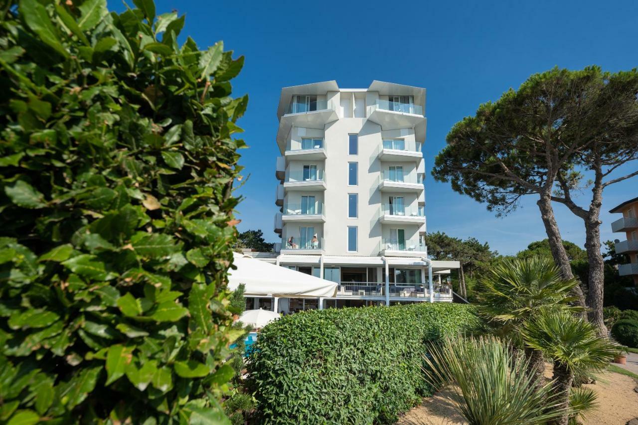 Hotel Garden Sea Wellness & Spa 4 Stelle Superior Каорле Екстериор снимка
